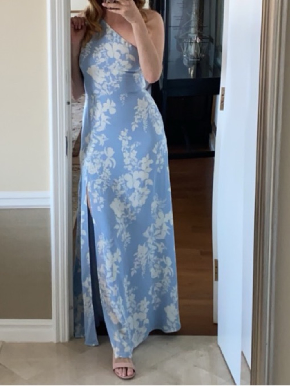 Reformation Evelyn Dress in Aliso Color Blue and White Size 8 - Picture 4 of 4